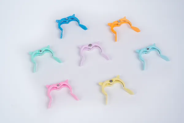 Foreskin Stretching Retractor