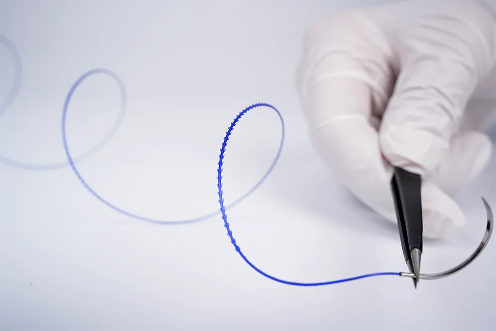 Knotless Absorbable Surgical Suture (Fishbone)